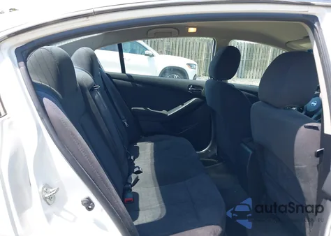 2011 Nissan Altima Hybrid from USA, damaged, VIN 1N4CL2AP7BC184923